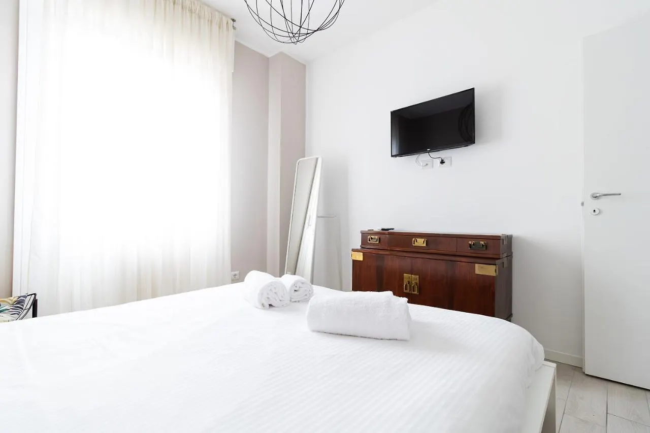 Milano Centro - Moderno Appartamento Con 2 Suite Apartamento Milán