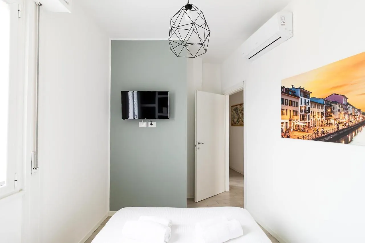 Milano Centro - Moderno Appartamento Con 2 Suite Milánó
