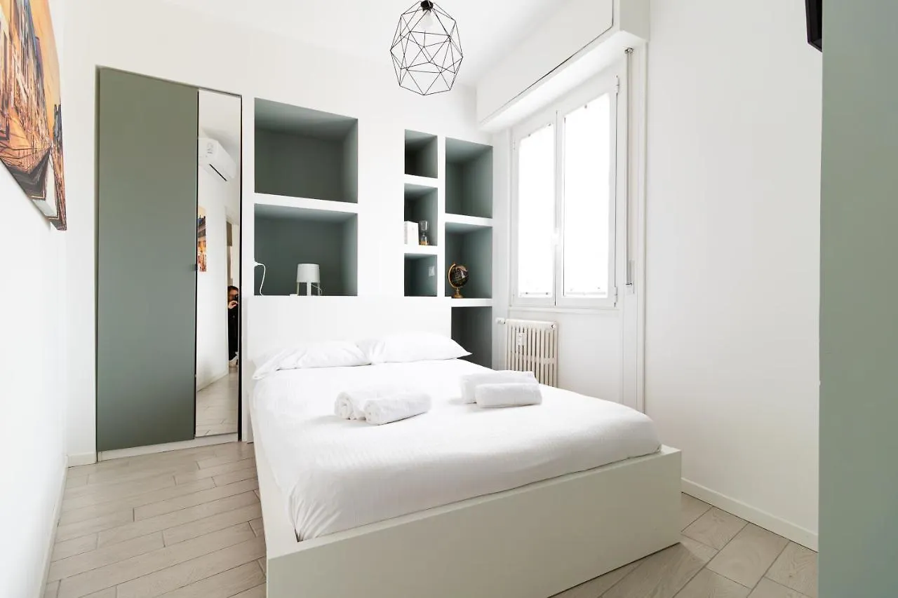 Apartman Milano Centro - Moderno Appartamento Con 2 Suite Olaszország